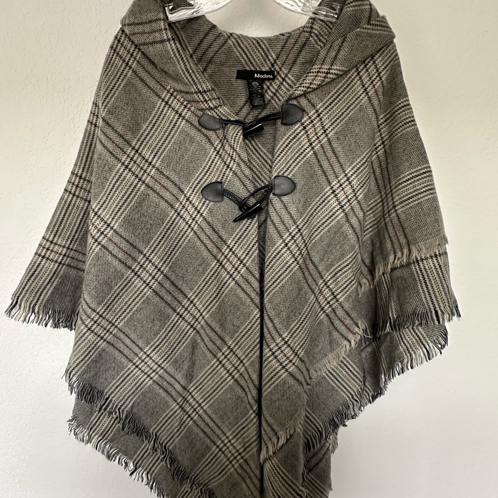 Modena Poncho